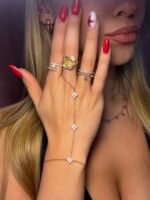 Flora Hand Chain Gold Plated - obrazek 2